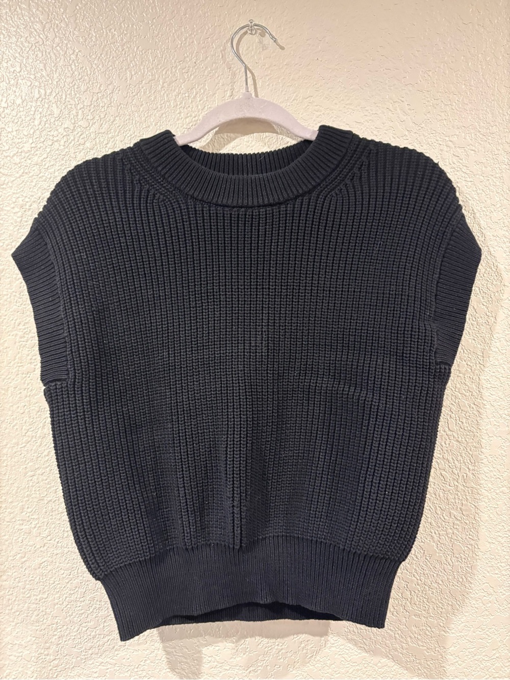 Ann Taylor Black Chunky Crewneck Sweater